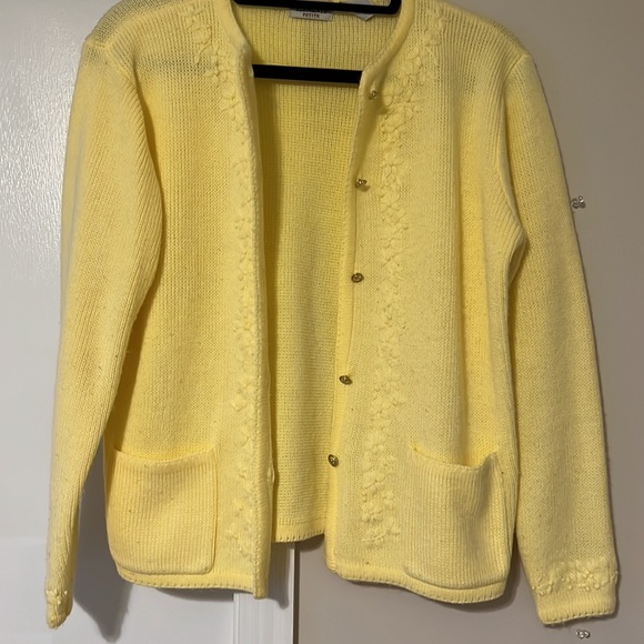 Vintage Classic Elements Yellow Cardigan - Picture 4 of 5